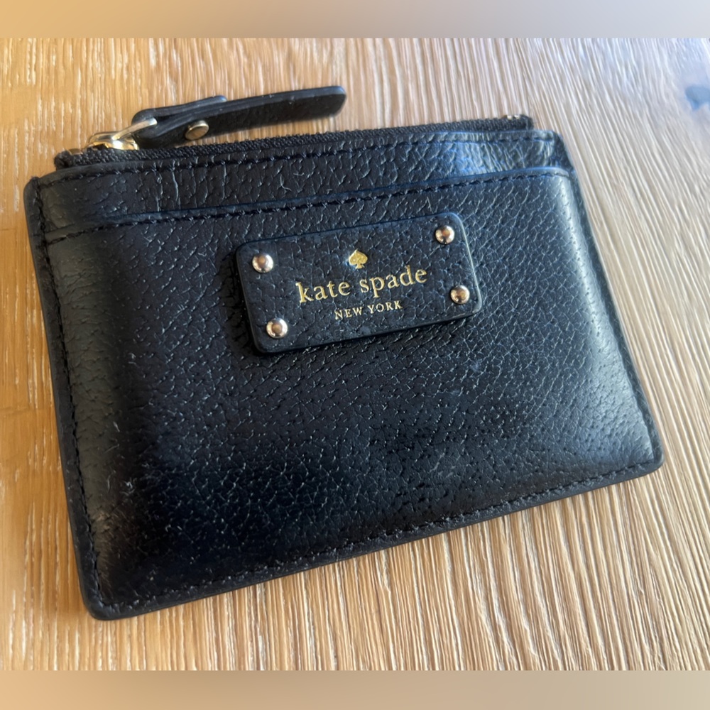 Kate Spade Black Leather Zip Coin & Card Holder | EUC